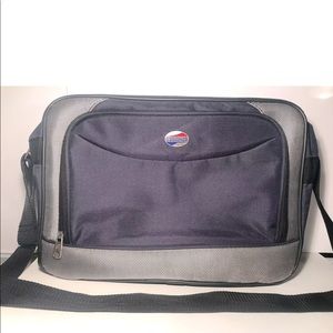 American Tourister CarryOn Shoulder Travel Bag17"W
